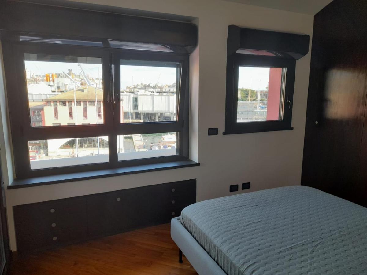 Bilocale Vista Mare Con Terrazzo-Porto Antico- Parcheggio Scontato Apartamento Génova Exterior foto