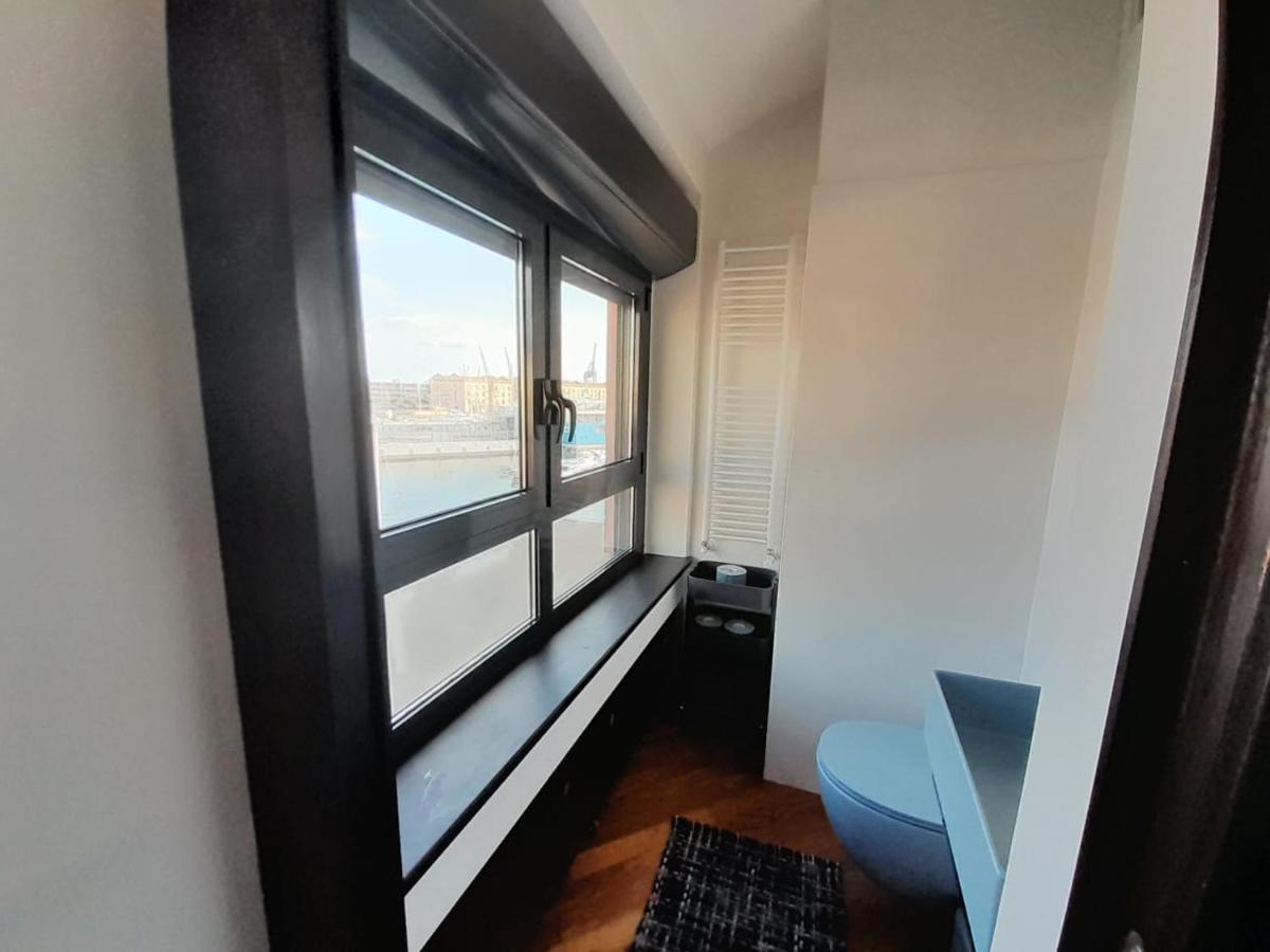 Bilocale Vista Mare Con Terrazzo-Porto Antico- Parcheggio Scontato Apartamento Génova Exterior foto