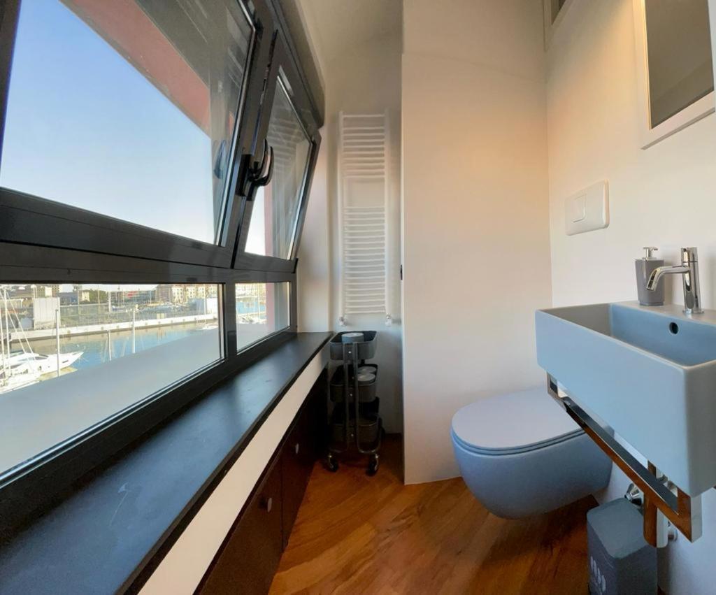 Bilocale Vista Mare Con Terrazzo-Porto Antico- Parcheggio Scontato Apartamento Génova Exterior foto